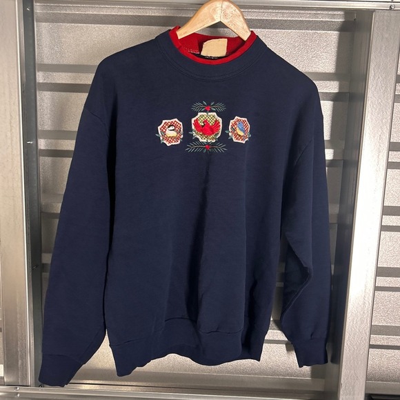 Top Stitch by Morning Sun Sweaters - VINTAGE Top Stitch Sweatshirt Womens Blue Embroidered Bird Cardinal Cottagecore